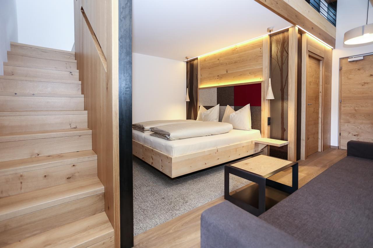 Hotel Gasthof Hoellriegl Sarentino Номер фото