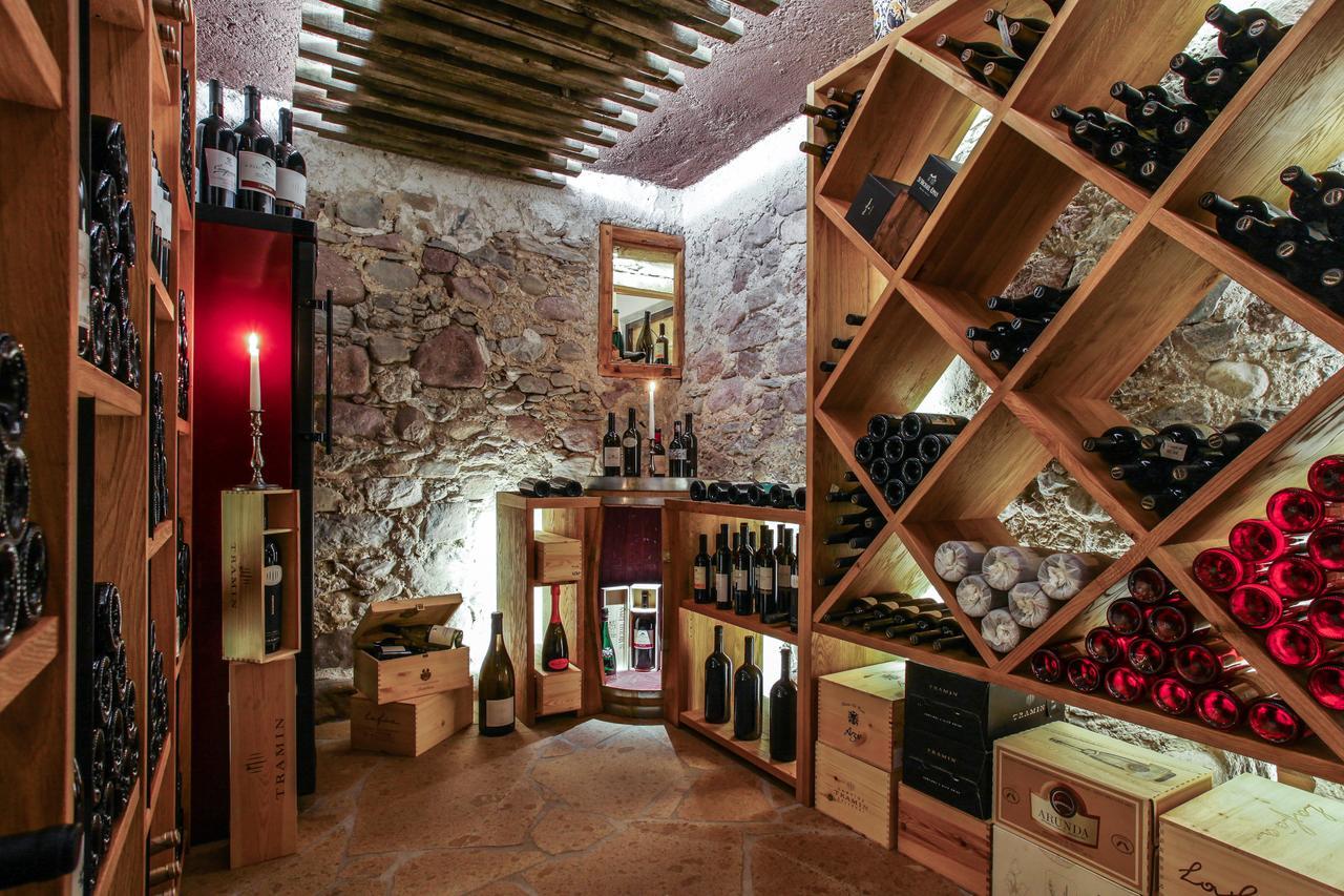 Hotel Gasthof Hoellriegl Sarentino Экстерьер фото
