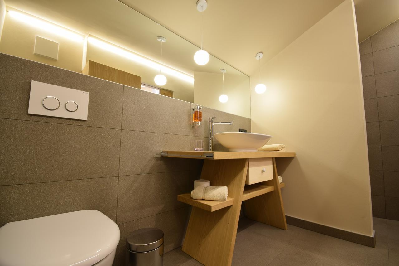 Hotel Gasthof Hoellriegl Sarentino Экстерьер фото