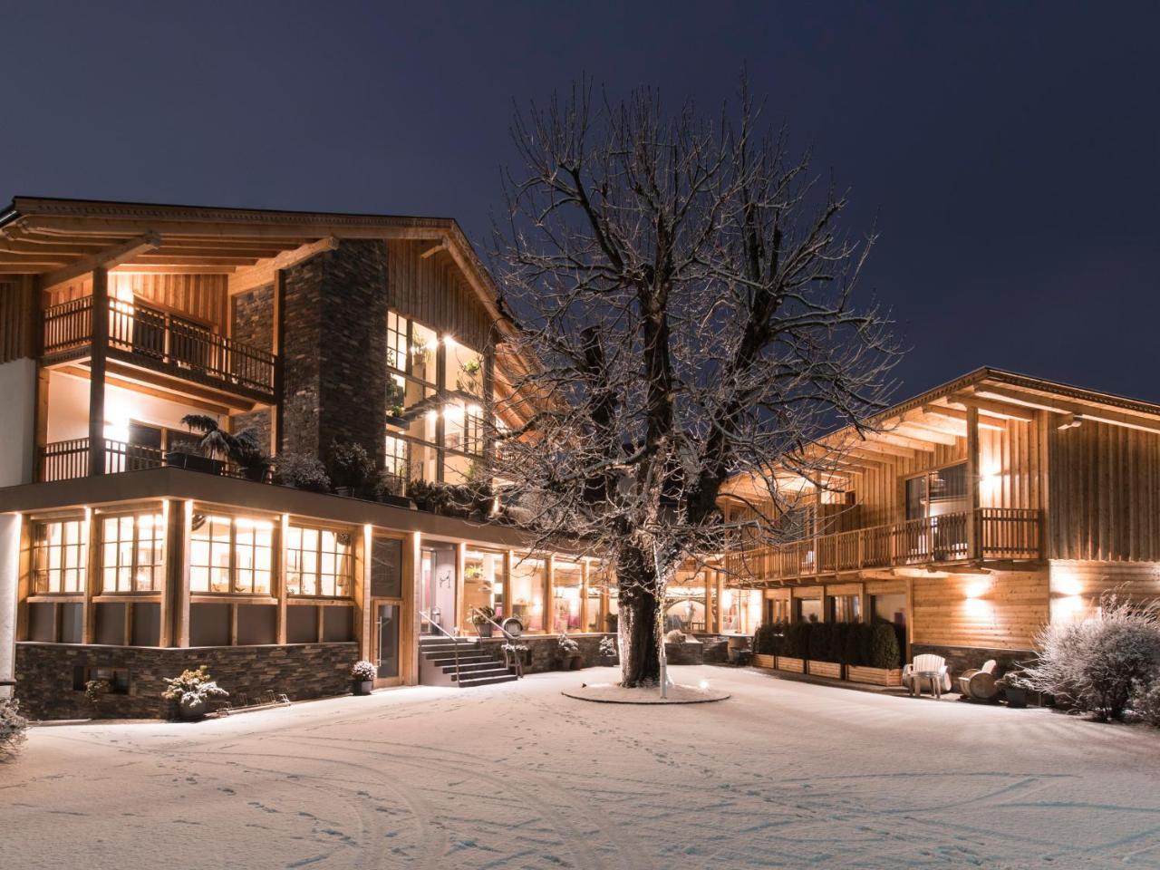 Hotel Gasthof Hoellriegl Sarentino Экстерьер фото